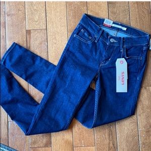 Levi’s 710 skinny jean NWT 24